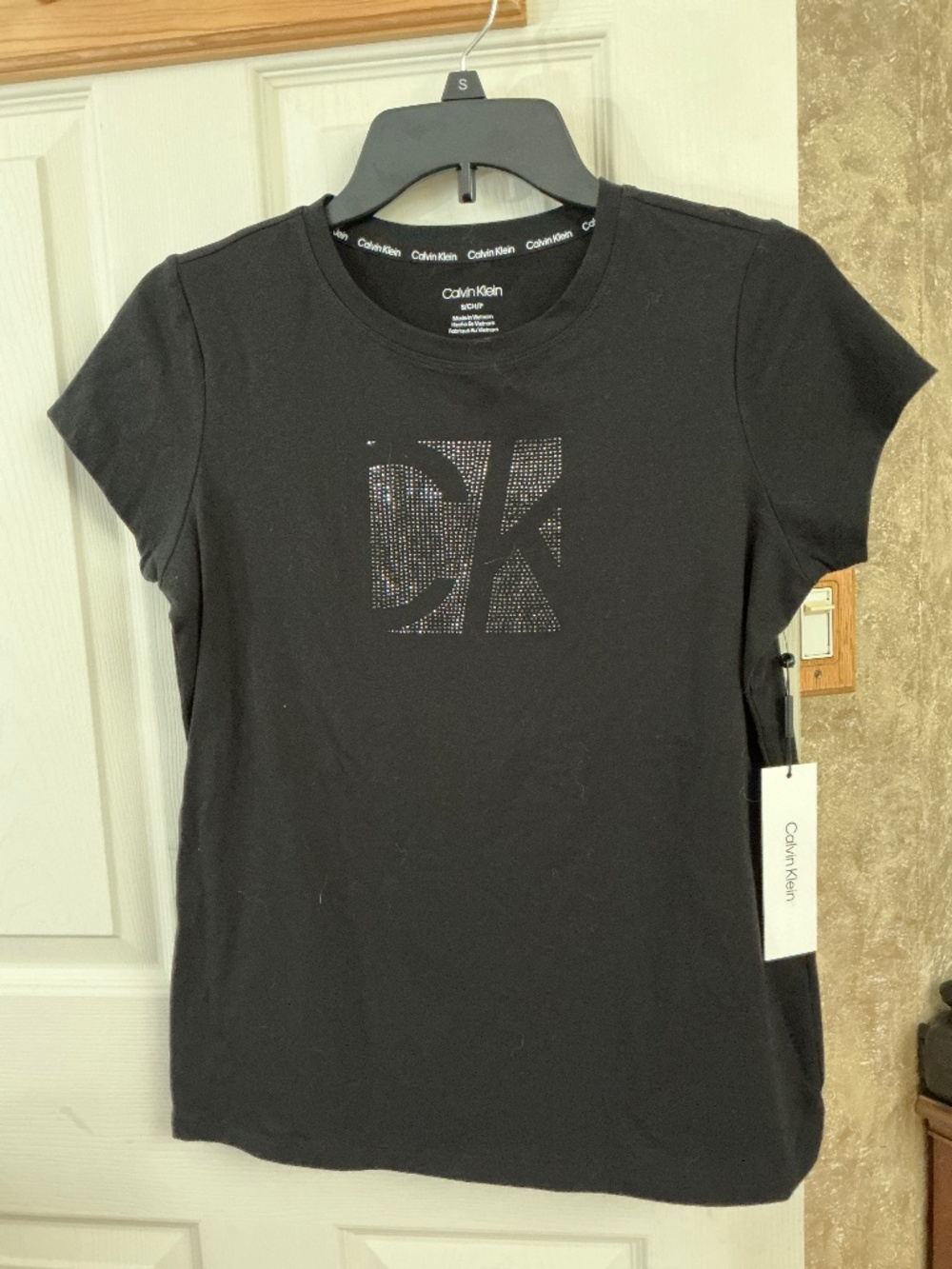 Ladies Calvin Klein tee NWT